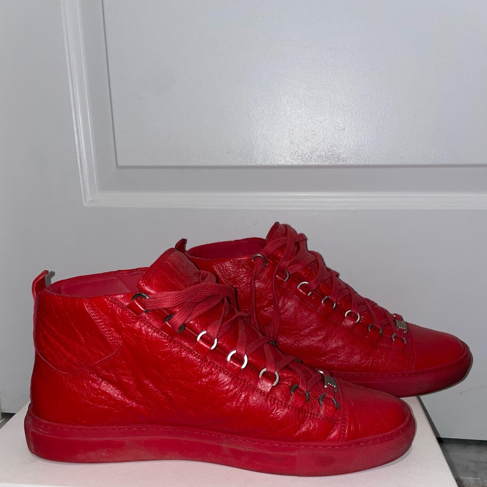 Men’s Balenciaga Arena Opaque Rouge sneakers